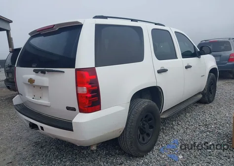 2013 Chevrolet Tahoe Commercial Fleet z USA, uszkodzony, nr VIN 1GNSK4E03DR246861
